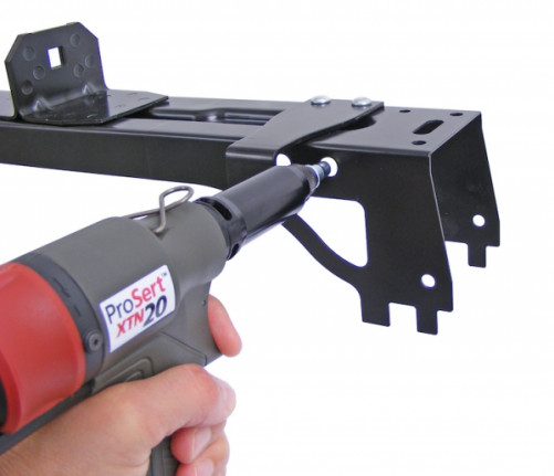 Attrezzo pneumatico per l'installazione di dadi a crimpare da M4 a M8 rif. XTN20 STANLEY®